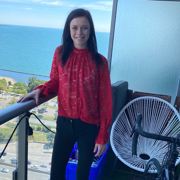 Marciano Lace mock neck long sleeve Top in Red size small - Picture 2 of 7